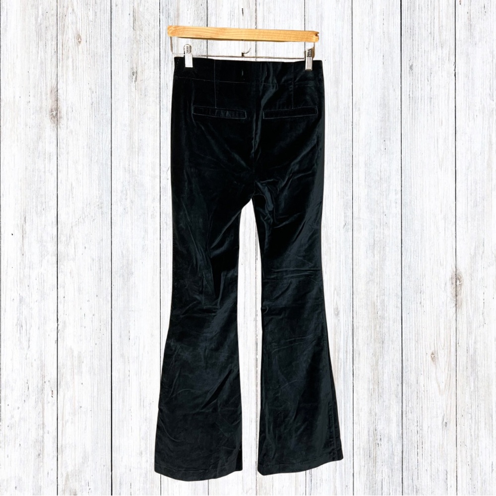 Free People Oxanna Deep Jewel Green Velvet Flare Pants
Size 27 - Picture 2 of 11